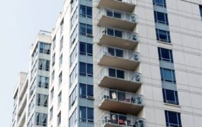 CRE Multifamily Redevelopment Model 多户住宅再开发模型